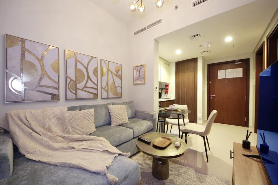 New Arabian Apartment Reva Residence with Burj Khalifa View Apartment in Dubai