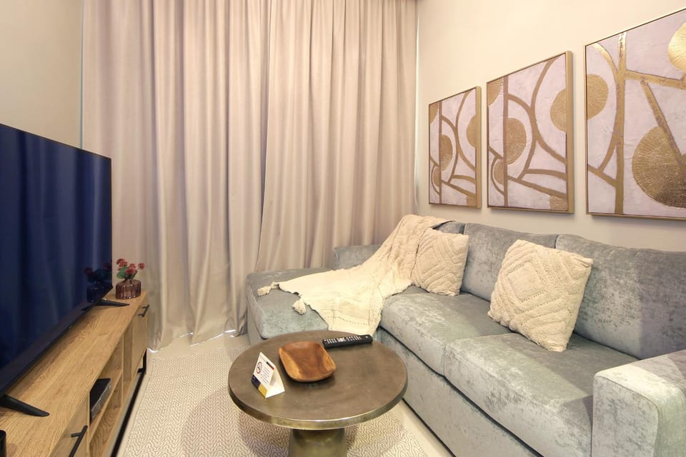 New Arabian Apartment Reva Residence with Burj Khalifa View Apartment in Dubai