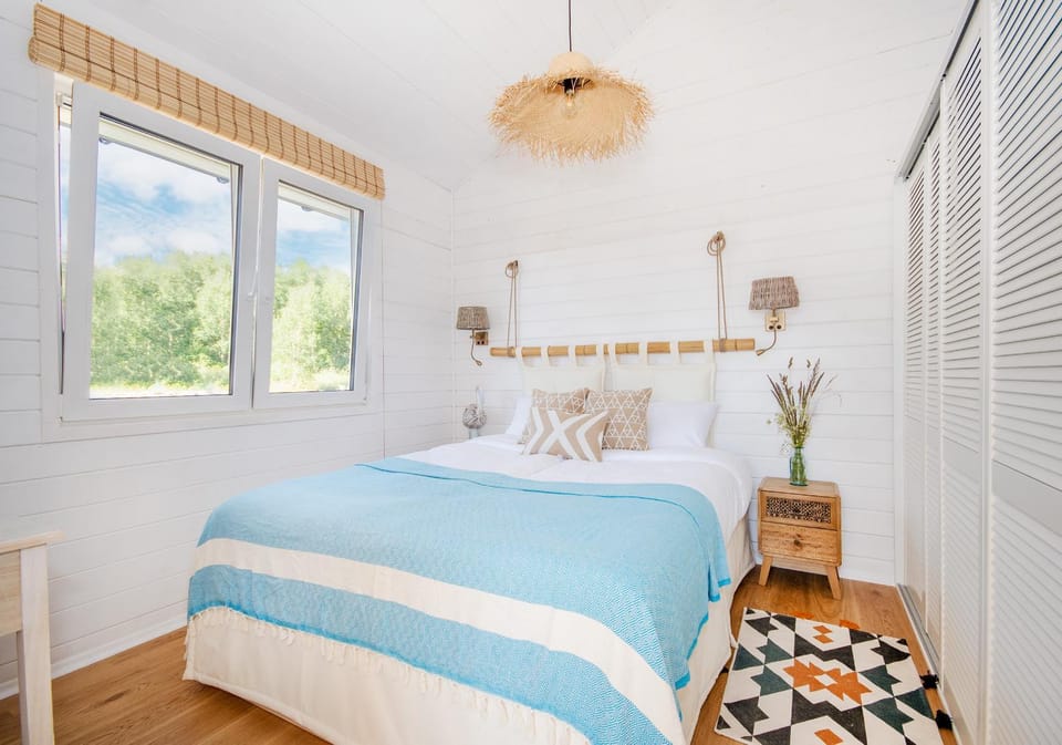 Bed, Bedroom, wardrobe