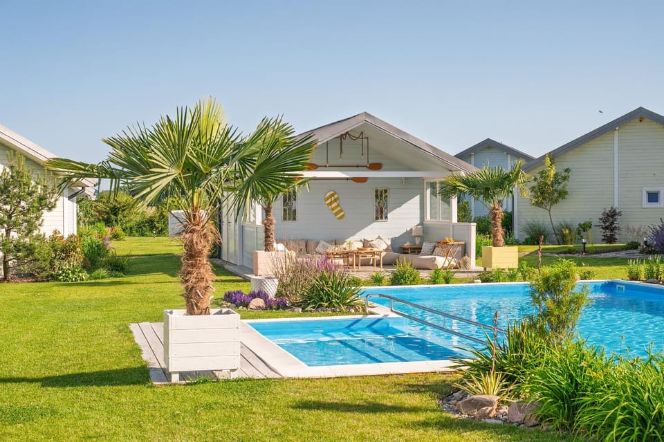 Garden, Garden view, Pool view, Swimming pool