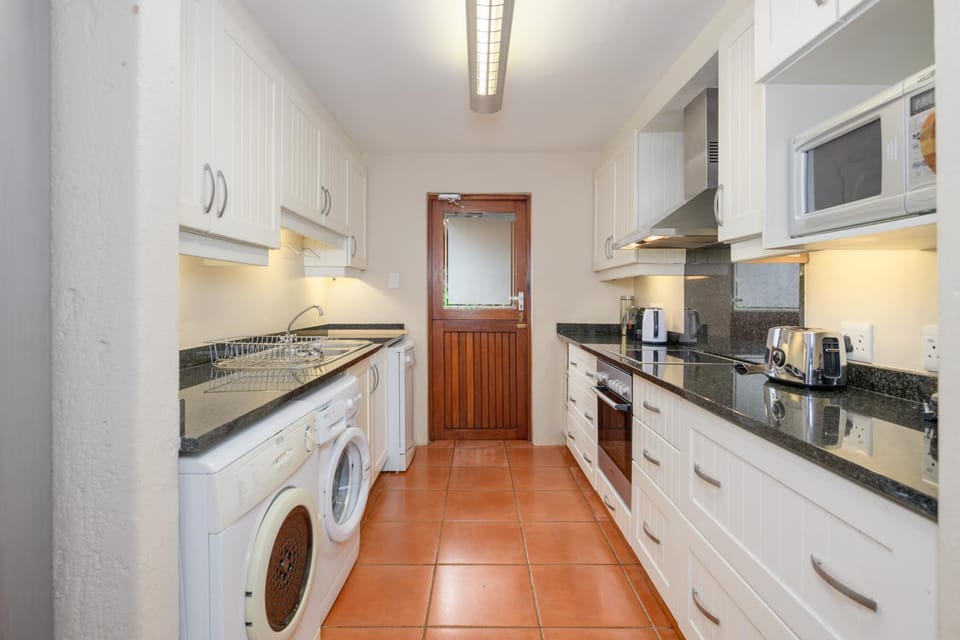 Kitchen or kitchenette, dishwasher, minibar, pet friendly, washing machine, dryer