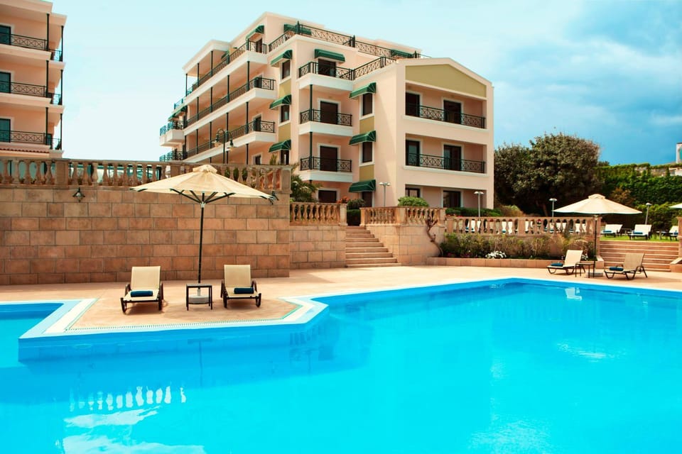 Property building, Swimming pool