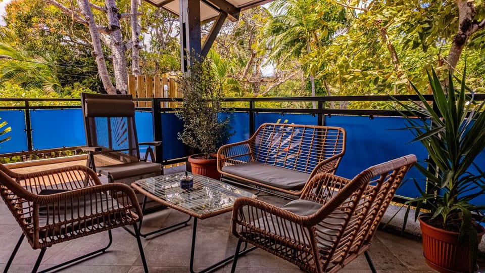 Patio, Garden, Balcony/Terrace, Living room