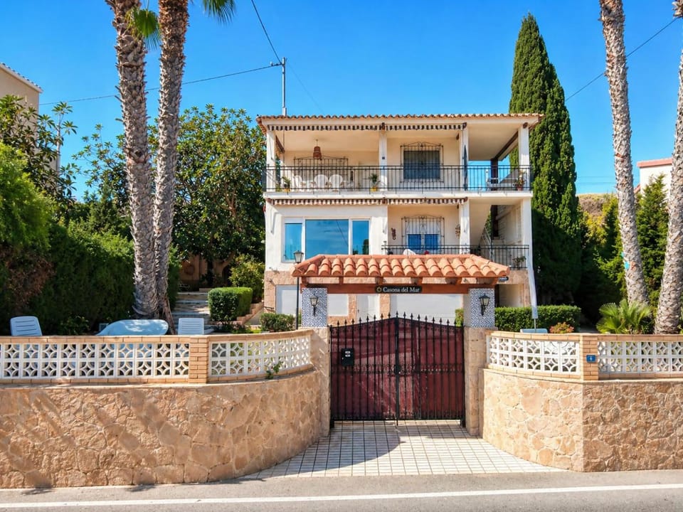 Casona del Mar - Terraza y vistas al Mediterráneo House in Alacantí