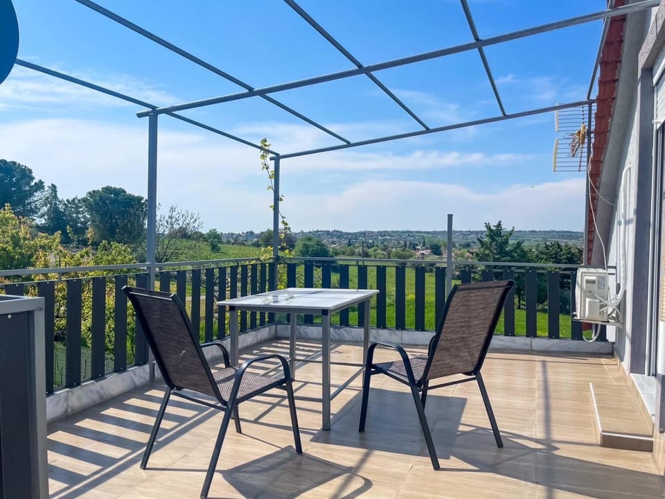 Patio, Day, View (from property/room), Balcony/Terrace