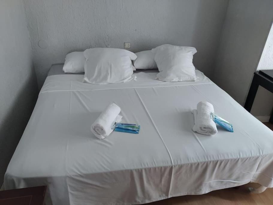 Apartamento HOTEL MONTAÑA LAVAPIES Apartment in Centro