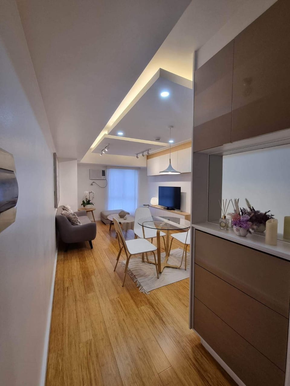 Facade/entrance, Living room, Seating area