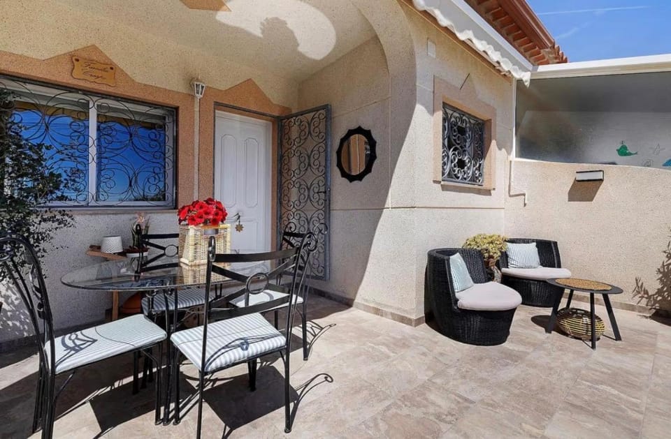 Casa Fleming House in Miami Platja