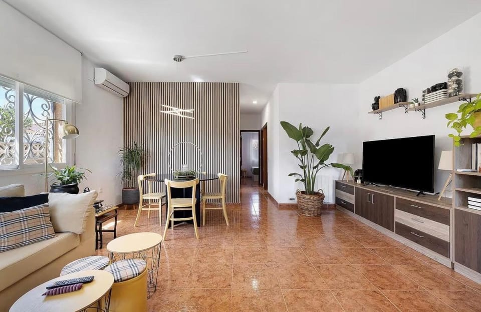 Casa Fleming House in Miami Platja