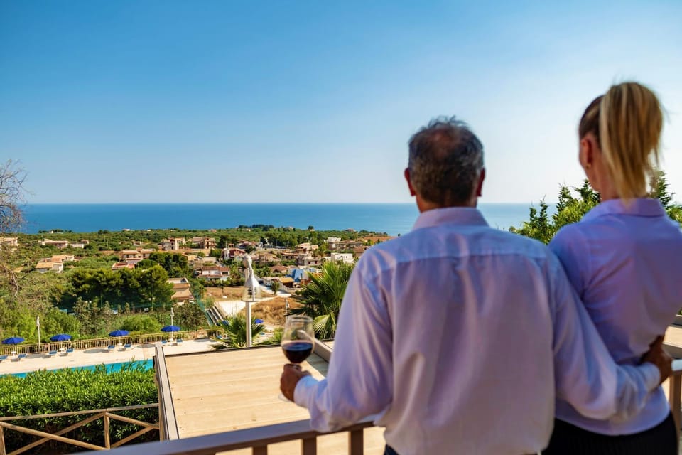 Day, People, Natural landscape, View (from property/room), Balcony/Terrace, Guests, Pool view, Sea view, Swimming pool, group of guests
