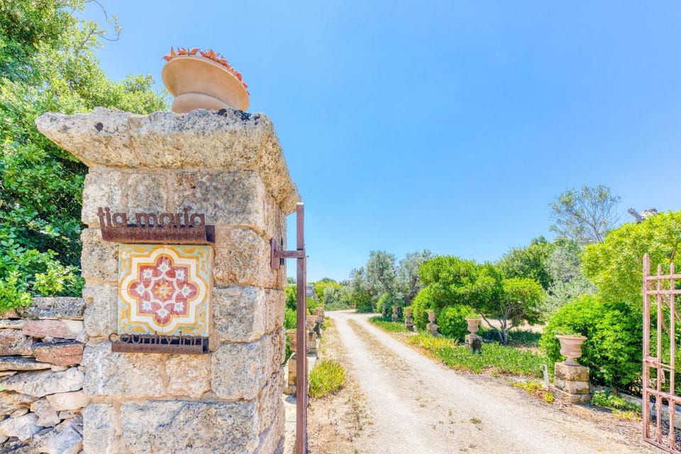 Tia Maria Country Inn - exclusive Villa in Apulia
