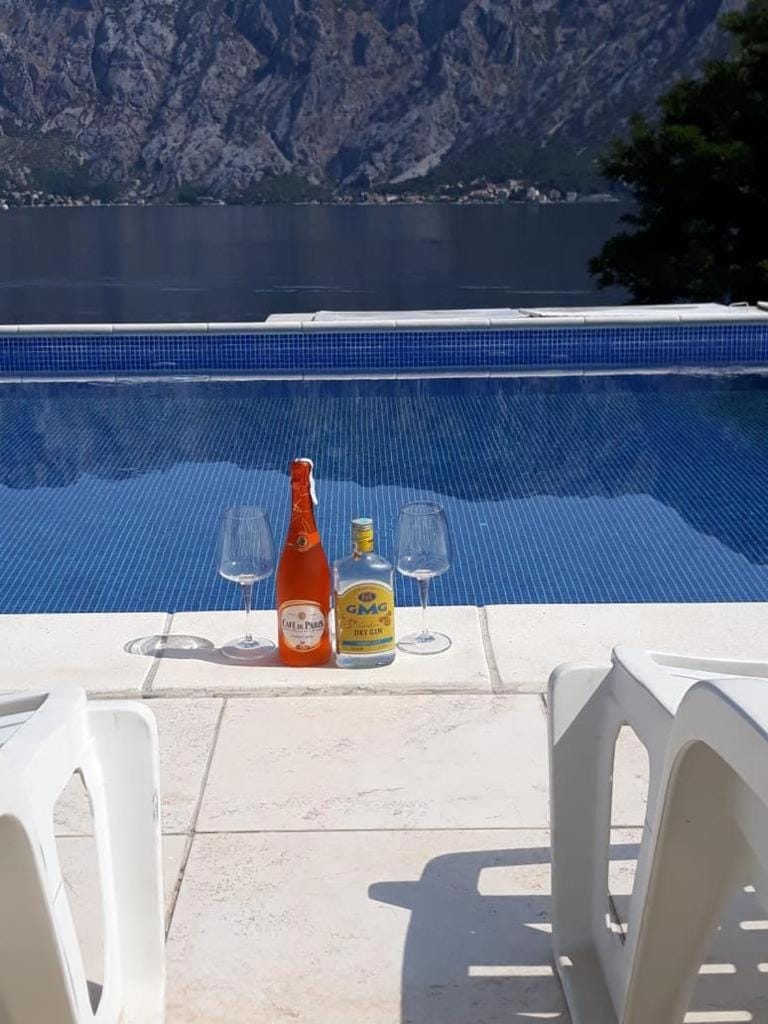 Apartman KATI Apartment in Kotor Municipality