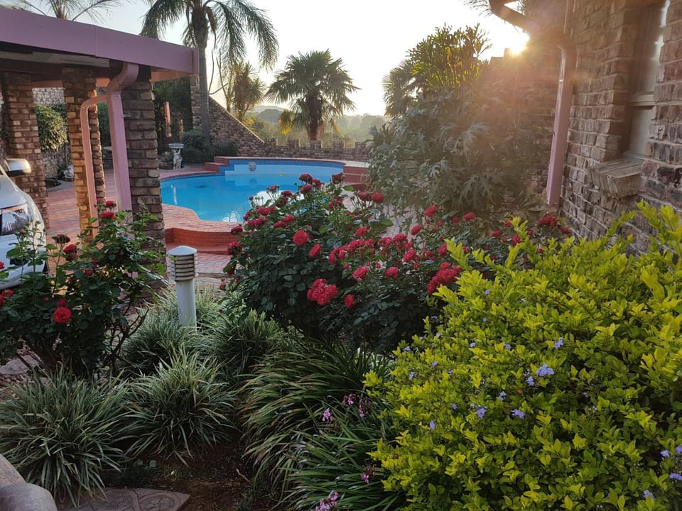 Garden, Garden view, Pool view, Swimming pool