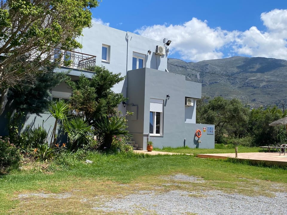 Property building, Day, Natural landscape