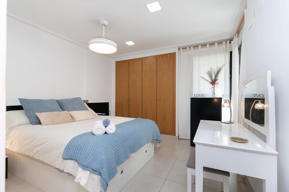 Bed, TV and multimedia, Bedroom, hair dresser, towels, wardrobe
