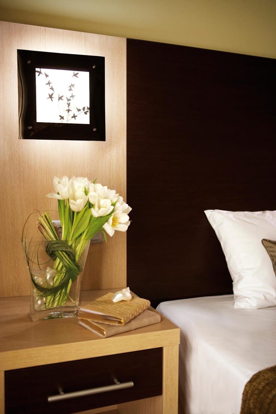 Bed, Decorative detail