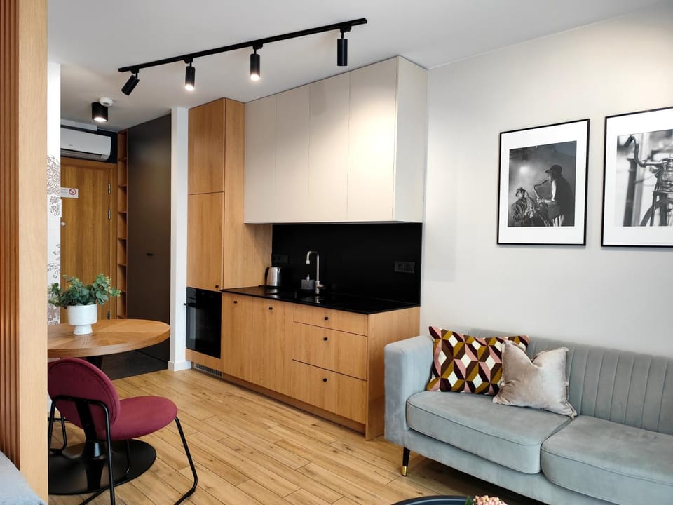 Easy Rent Apartments - Unia Art Residence 83, Basen & SPA, Centrum 24h Check-in Apartment in Masovian Voivodeship