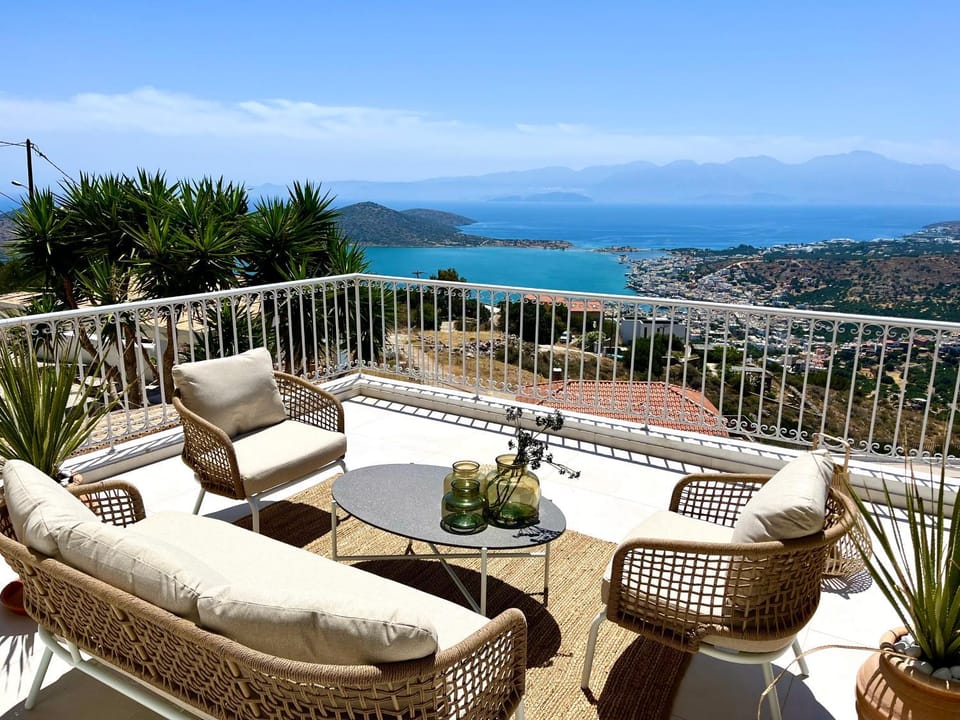 Villa Romee with private swimmingpool and panoramic view on Elounda Villa in Lasithi