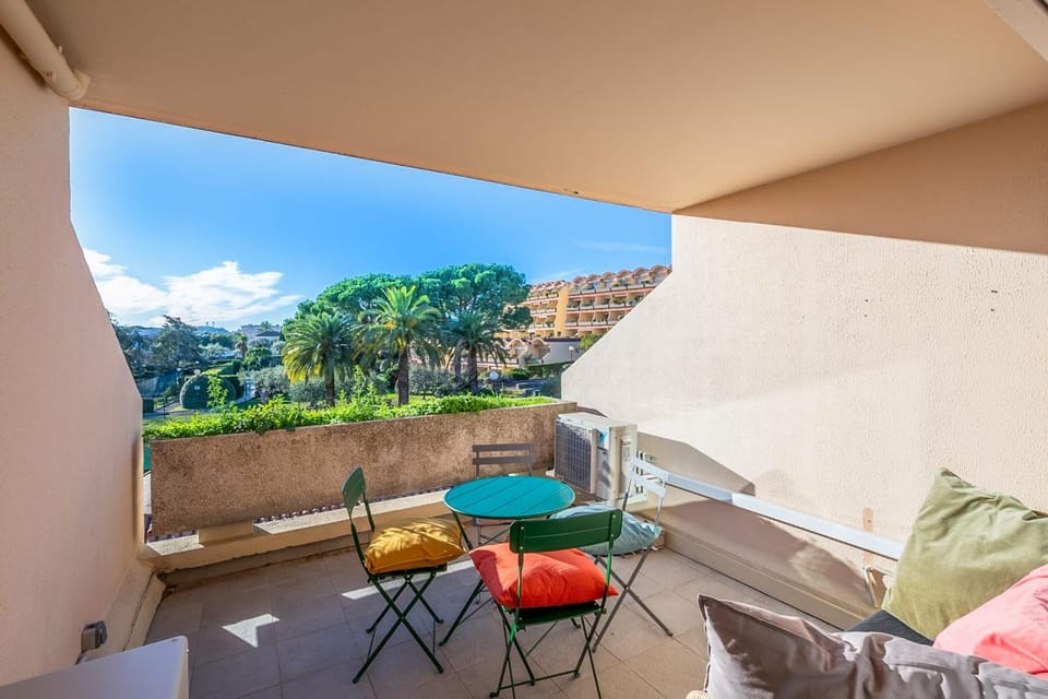 Appartement Nicilia - Welkeys Apartment in Antibes