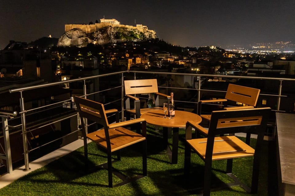 Majestic Penthouse Acropolis Apartment in Plaka