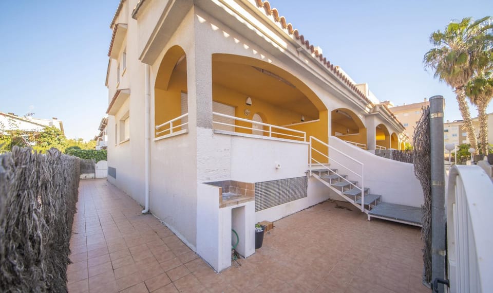Property building, Patio