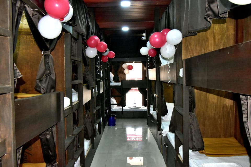 Photo of the whole room, Bedroom, bunk bed