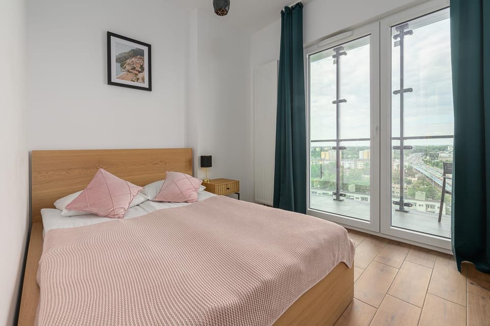 Bed, Bedroom, City view