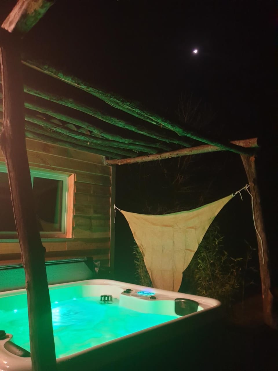 La cabane du Mas gnolia Bed and Breakfast in Occitanie