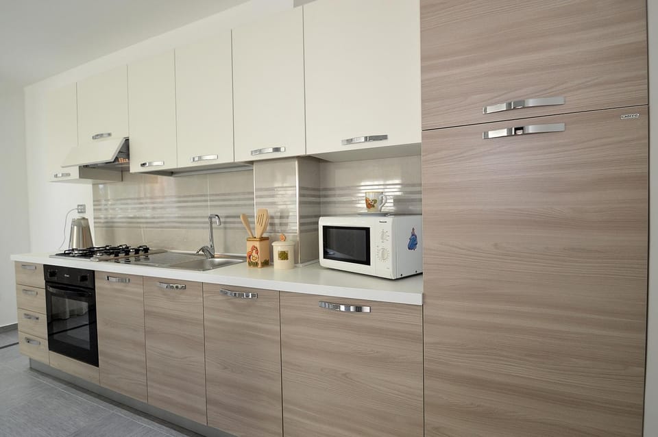 Kitchen or kitchenette, Living room