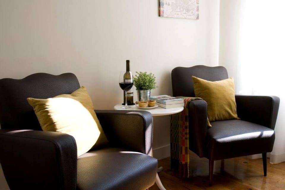 Romantic & Luminous 1 bedroom Apartment in Campolide - 1E Apartment in Lisbon