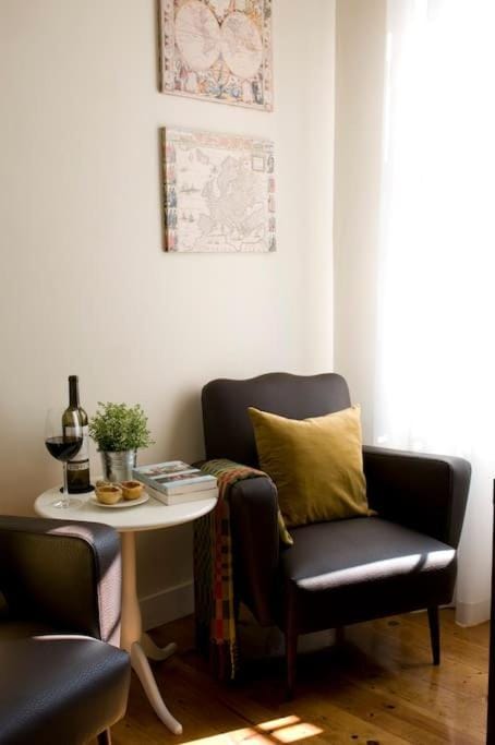 Romantic & Luminous 1 bedroom Apartment in Campolide - 1E Apartment in Lisbon