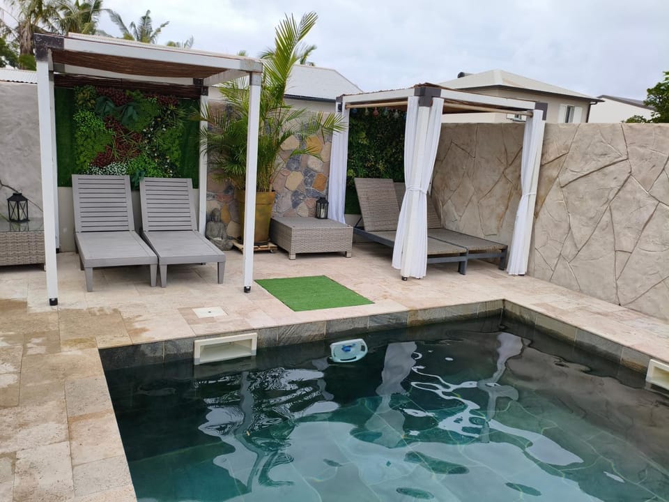 Pool view, Swimming pool, Swimming pool, sunbed, sunbed