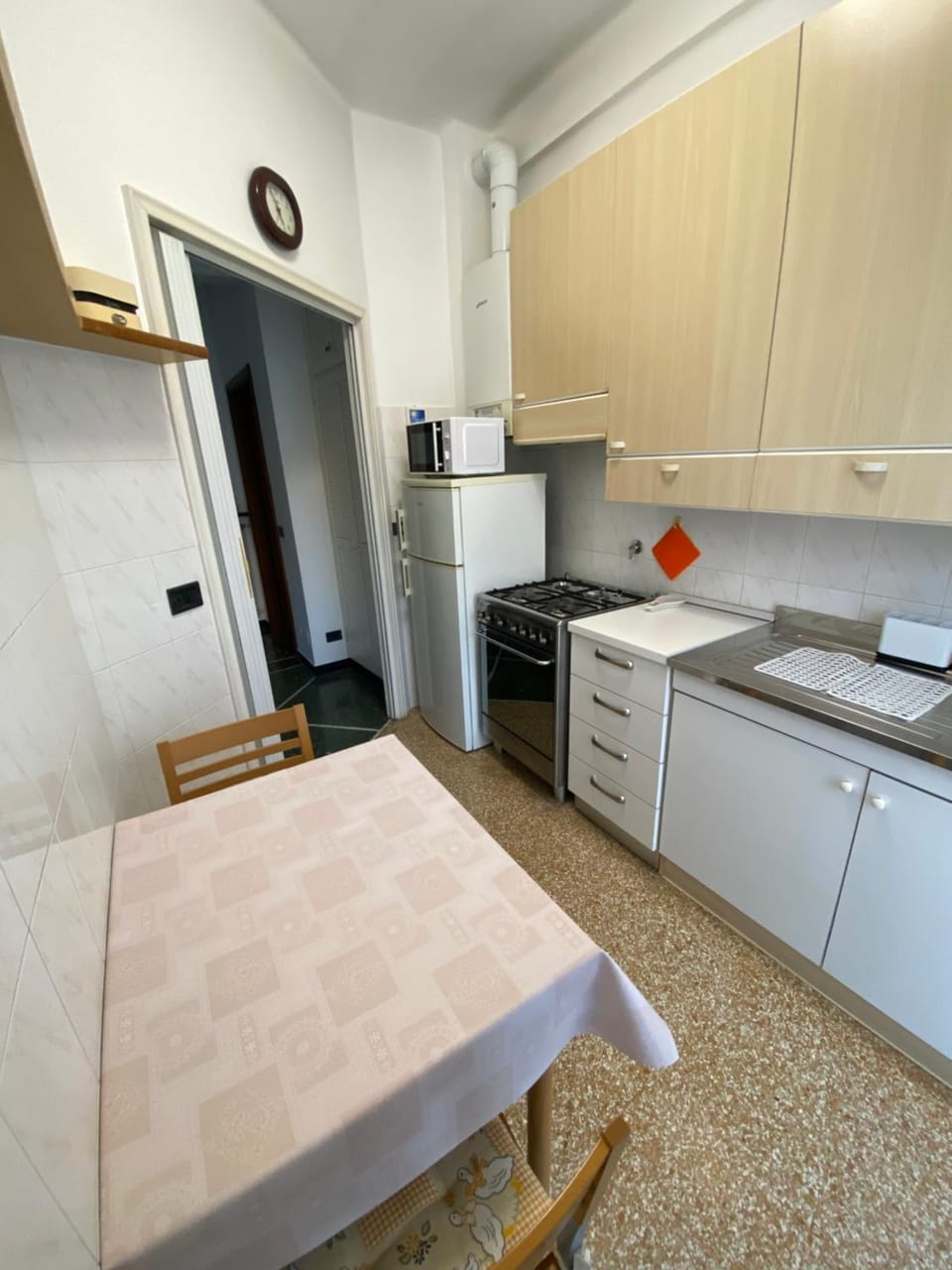 Kitchen or kitchenette, minibar, pet friendly, stove