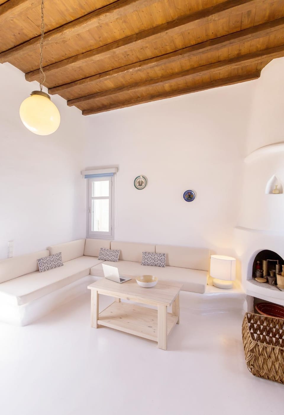 Living room, Other, Photo of the whole room, Seating area, flat iron