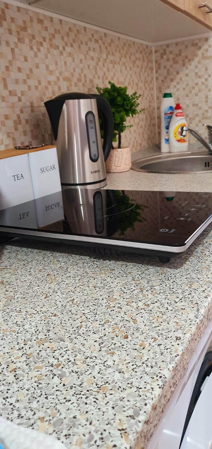 Coffee/tea facilities, Kitchen or kitchenette