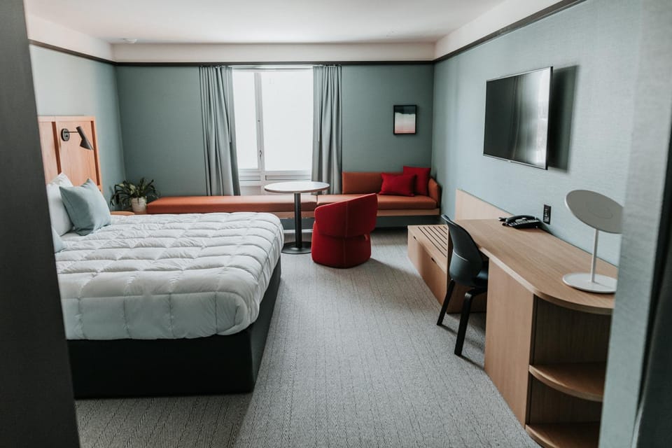Bed, Photo of the whole room