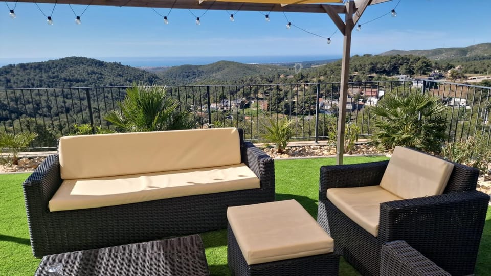 Villa Contenta Canyelles Apartment in Garraf