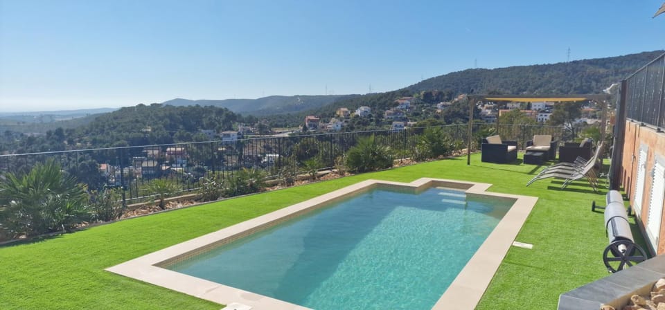 Villa Contenta Canyelles Apartment in Garraf