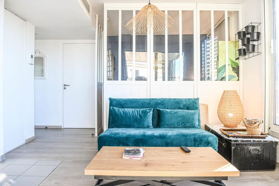 Bail mobilité - Studio cosy avec terrasse et vue Apartment in Marseille