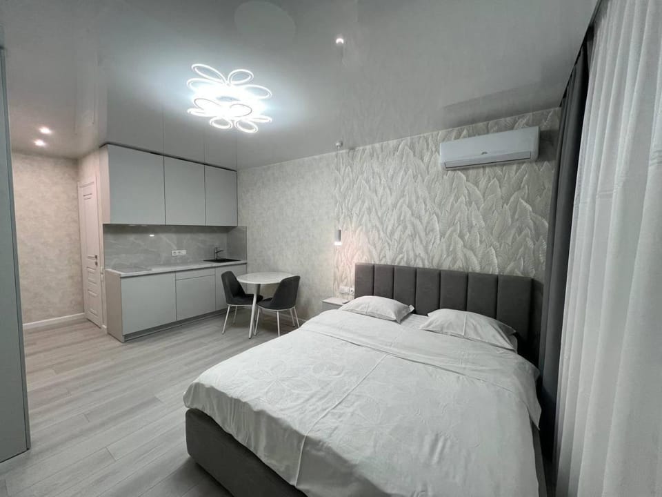 Bed, Kitchen or kitchenette, Photo of the whole room, Bedroom, air conditioner