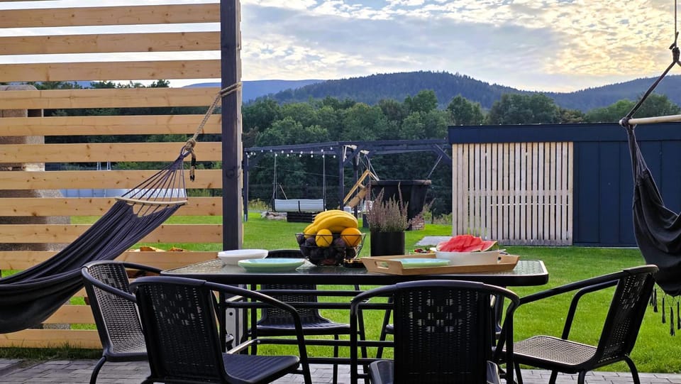 Property building, Breakfast