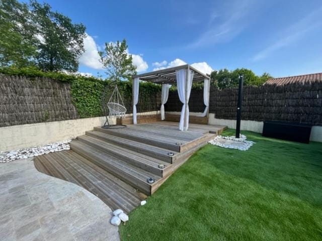 Patio, Garden