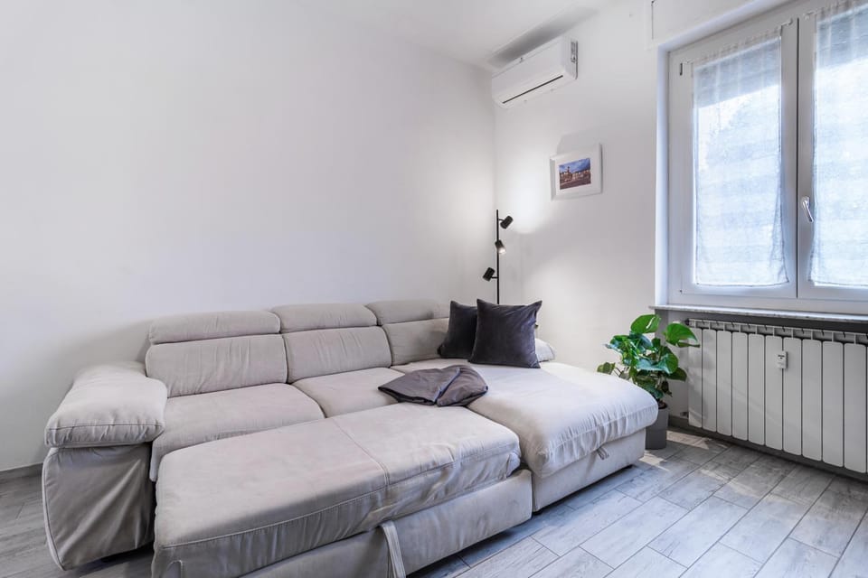 Living room, Seating area, internet, air conditioner