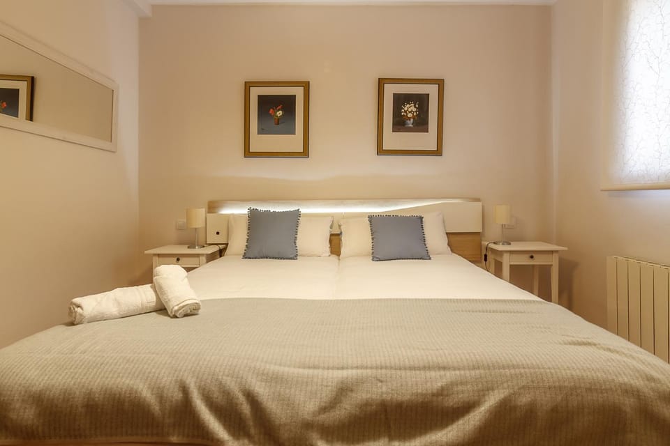 Vivienda turistica en el centro reformada con wifi Apartment in Bilbao