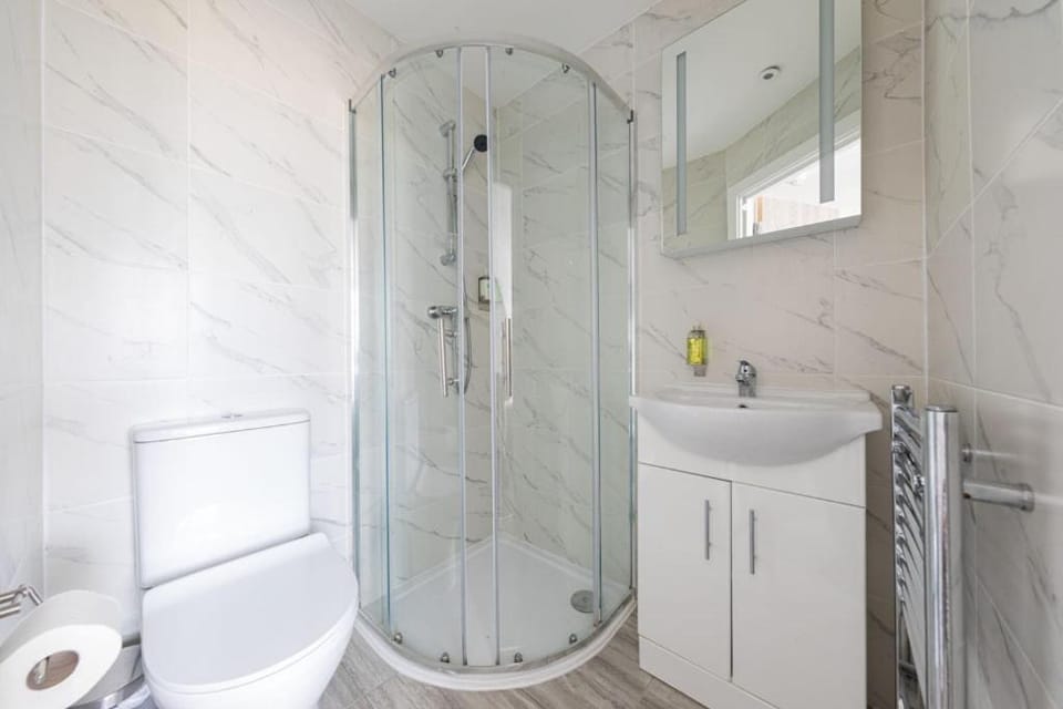 Cozy Rooms with Shared Kitchen and Laundry Area Apartment in London Borough of Islington
