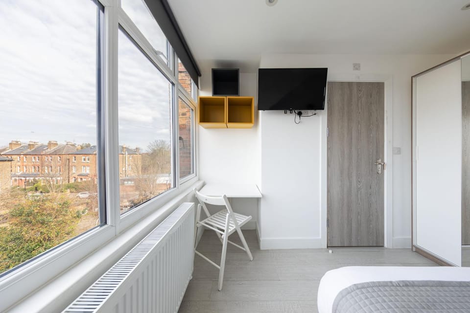 Cozy Rooms with Shared Kitchen and Laundry Area Apartment in London Borough of Islington