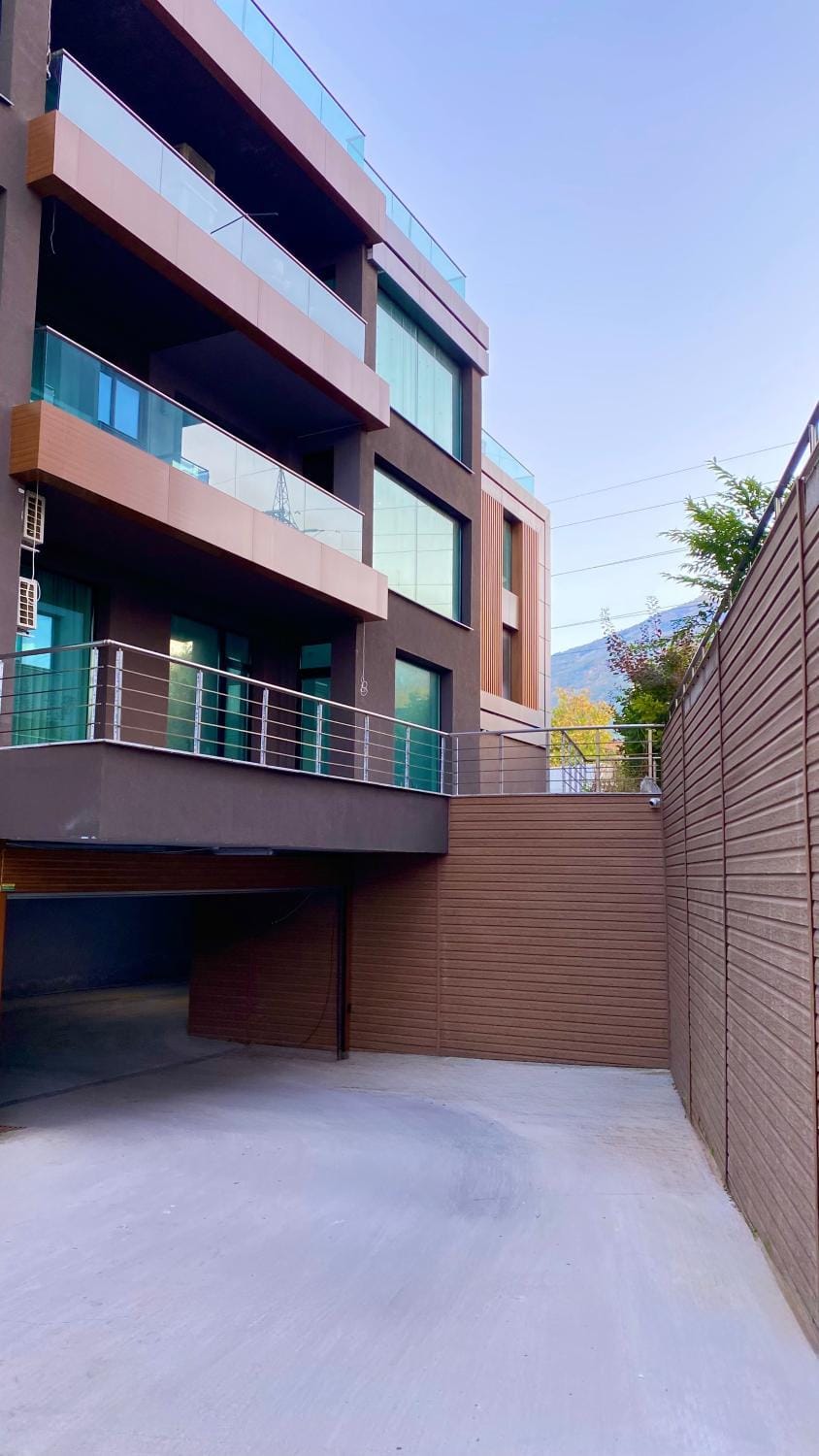 Property building, Day, View (from property/room), Balcony/Terrace