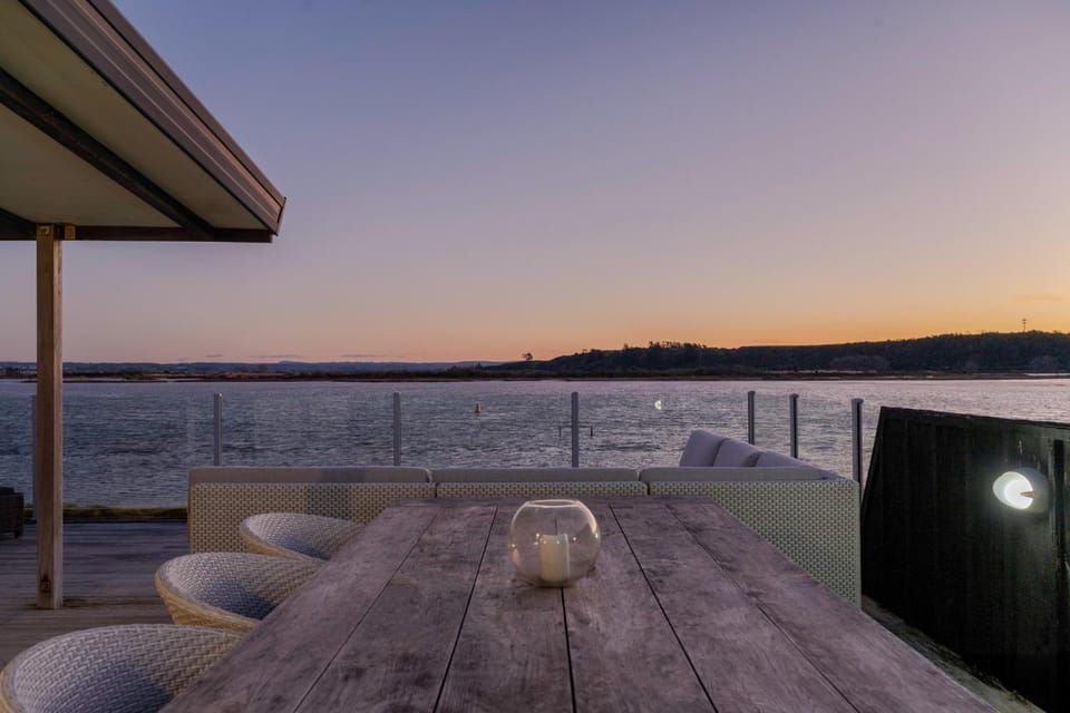 Balcony/Terrace, Seating area, Dining area, Sea view, Sunset