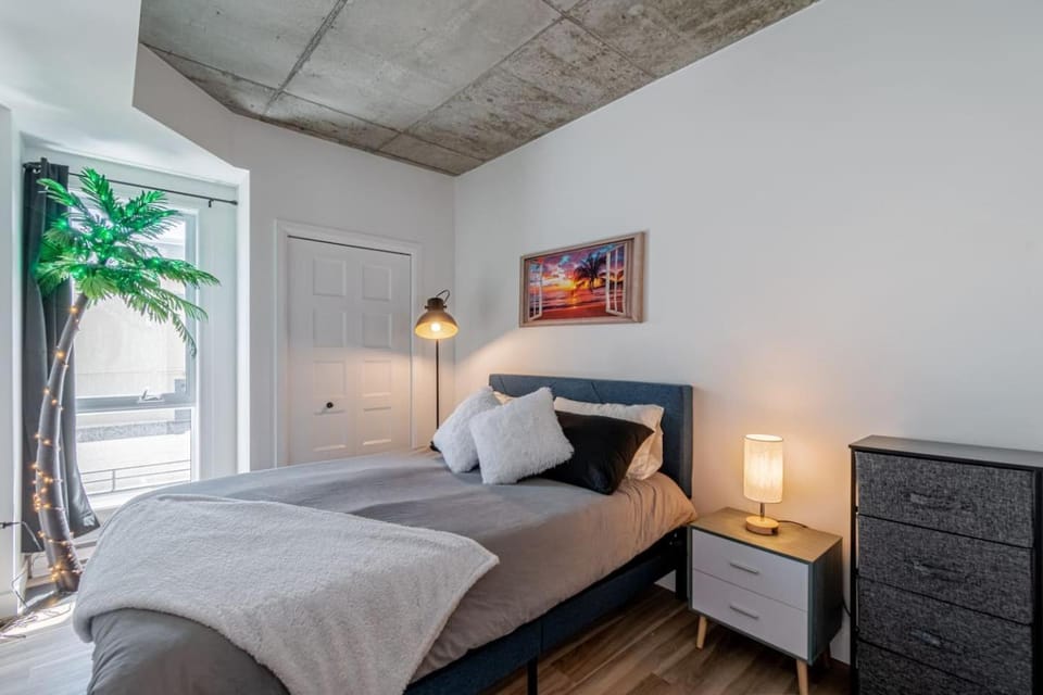 2BR Condo 10 min to Old Quebec Pool & Gym Apartment in Quebec City