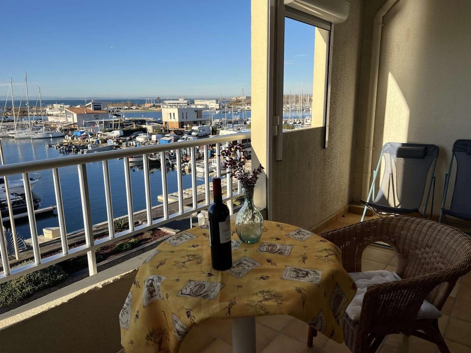 Studio Cabine au Cap d'Agde, Animaux Acceptés, Proche Plage - FR-1-702-49 Cabin in Agde